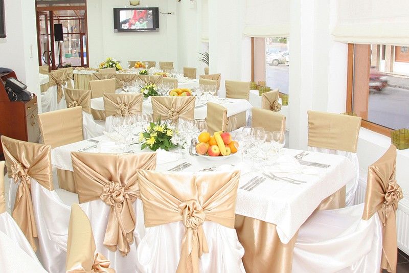 Hotel Reina Bukarest Kültér fotó